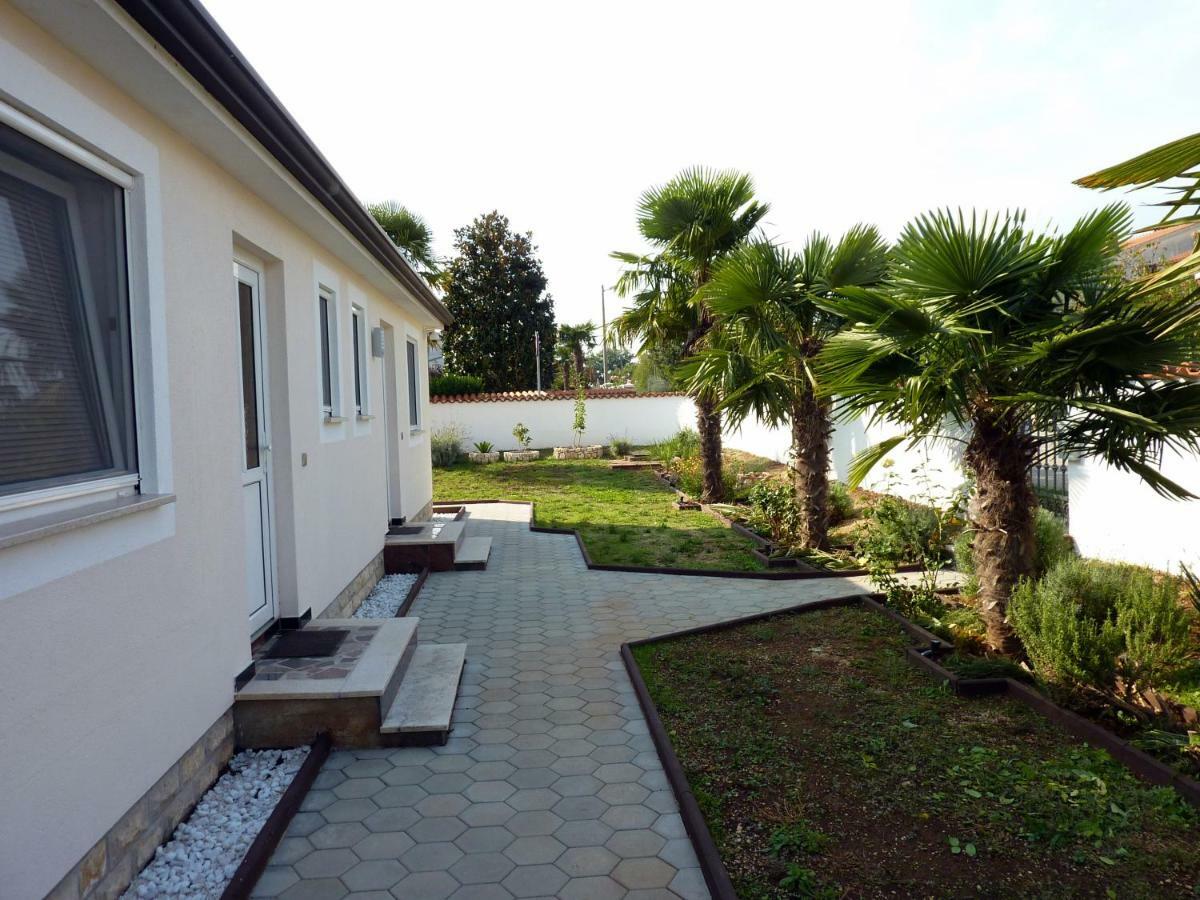 Villa Palme à Poreč Extérieur photo