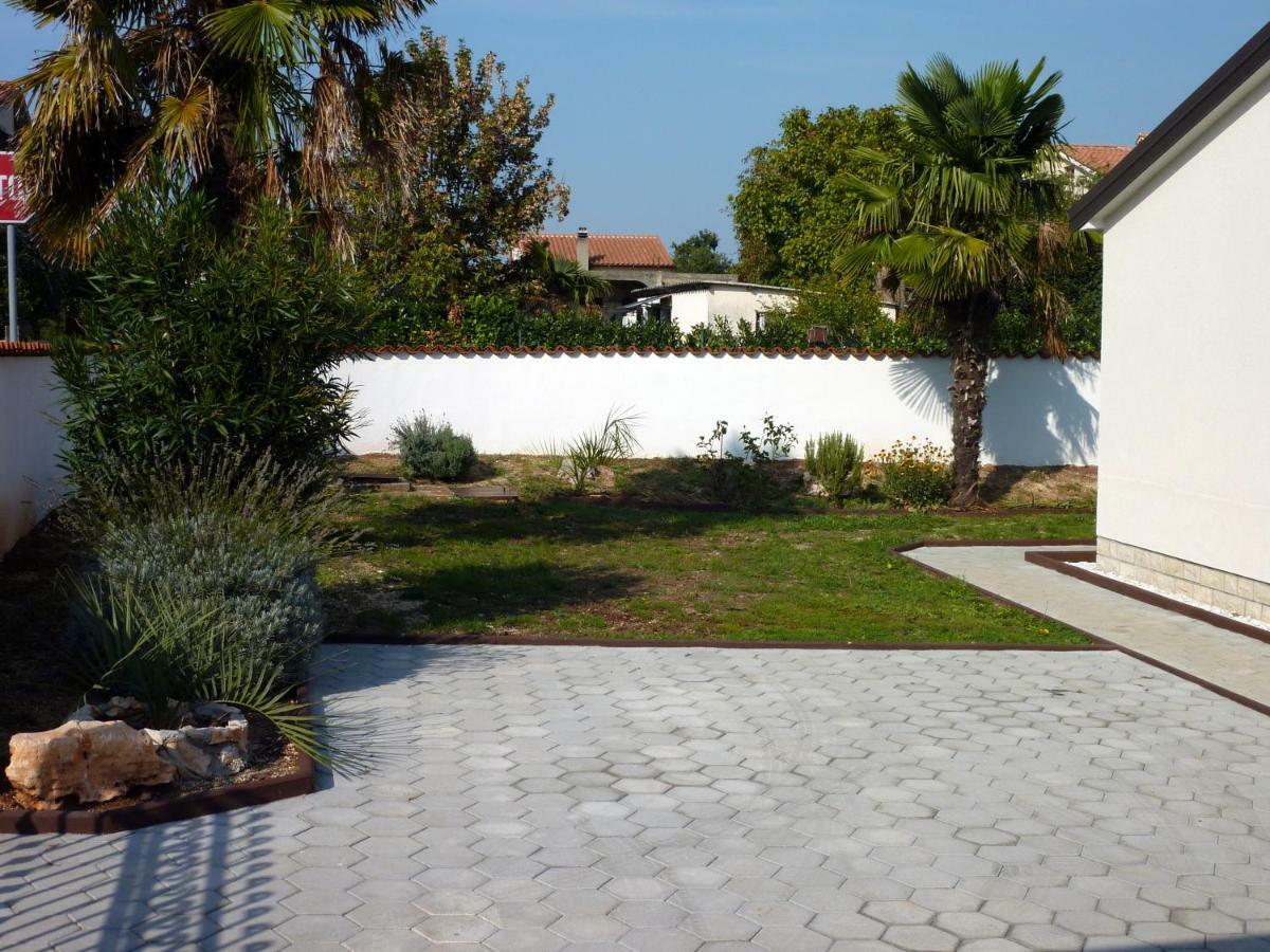 Villa Palme à Poreč Extérieur photo