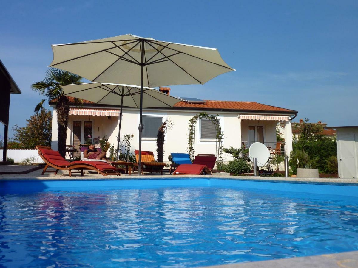 Villa Palme à Poreč Extérieur photo