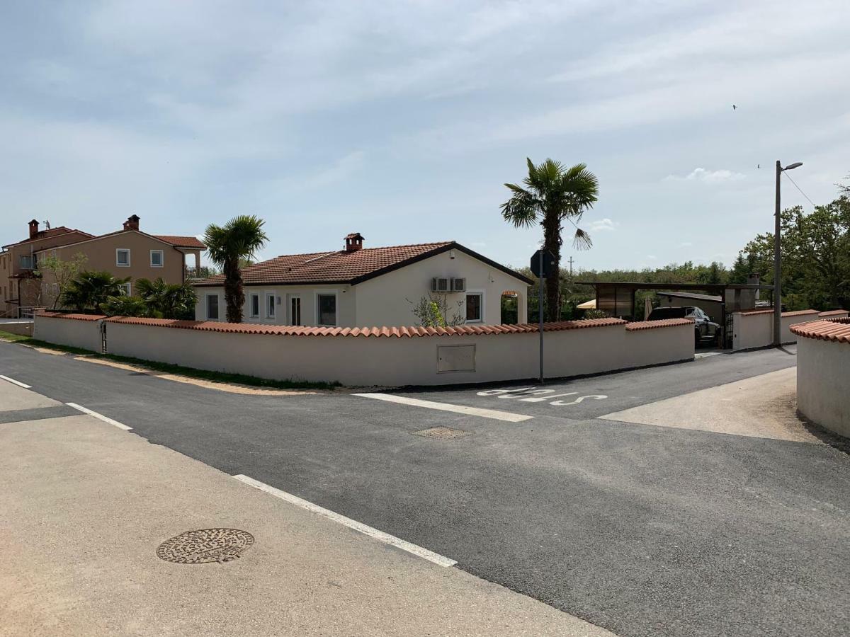 Villa Palme à Poreč Extérieur photo